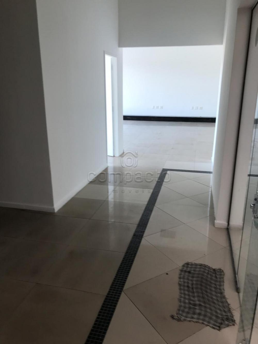 Alugar Comercial / Sala/Loja Condomínio em São José do Rio Preto apenas R$ 4.000,00 - Foto 3 Alugar Comercial / Sala/Loja Condomínio em São José do Rio Preto apenas R$ 4.000,00 - Foto 3