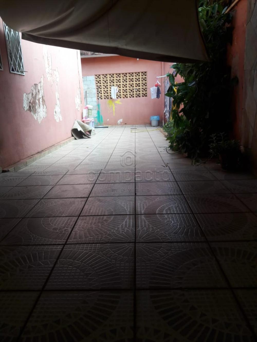 Comprar Casa / Padrão em São José do Rio Preto apenas R$ 450.000,00 - Foto 3 Comprar Casa / Padrão em São José do Rio Preto apenas R$ 450.000,00 - Foto 3