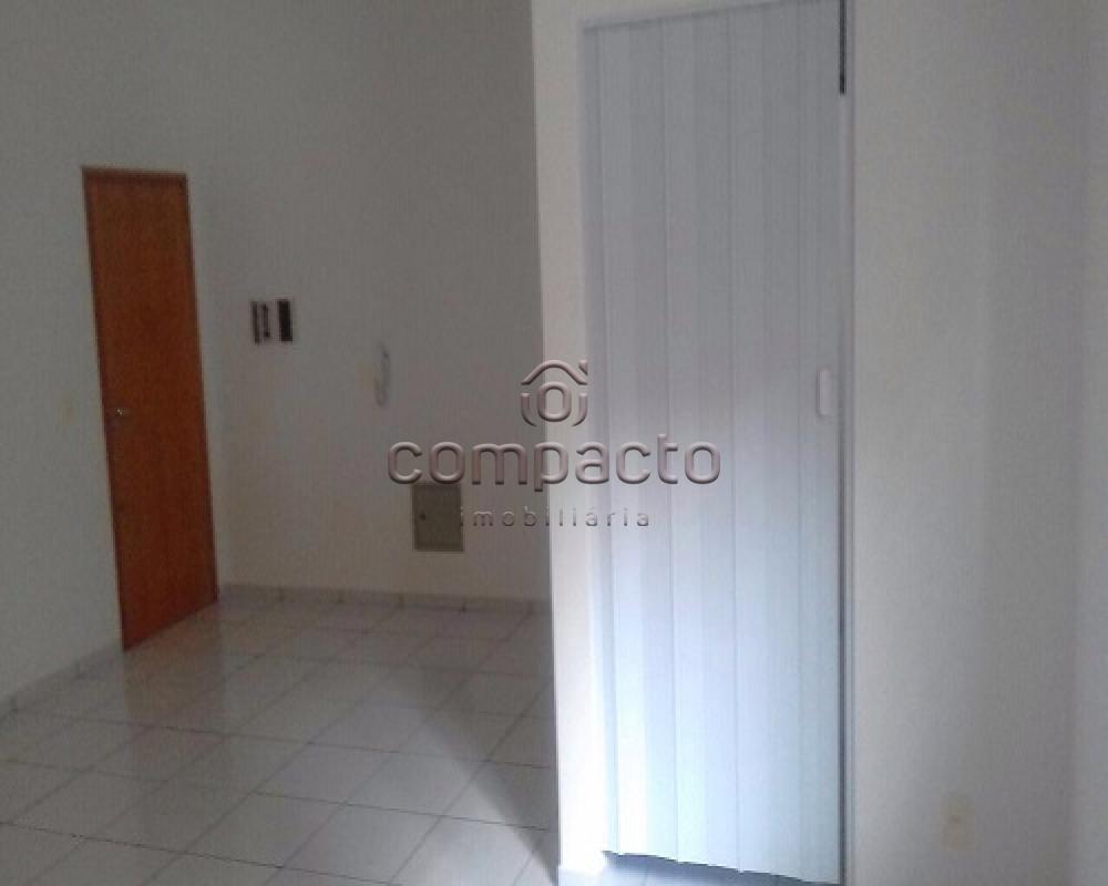 Alugar Comercial / Sala/Loja Condomínio em São José do Rio Preto apenas R$ 750,00 - Foto 2 Alugar Comercial / Sala/Loja Condomínio em São José do Rio Preto apenas R$ 750,00 - Foto 2