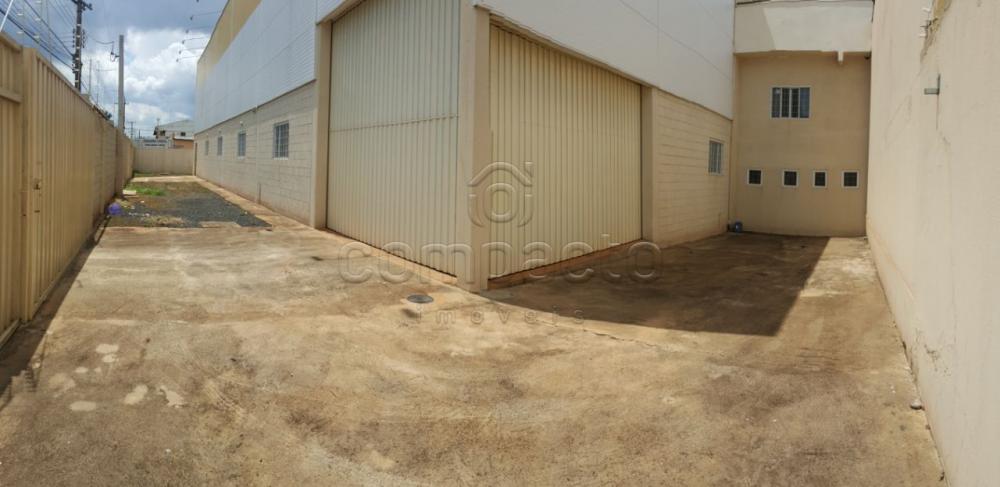 Alugar Comercial / Barracão em São José do Rio Preto apenas R$ 15.000,00 - Foto 17 Alugar Comercial / Barracão em São José do Rio Preto apenas R$ 15.000,00 - Foto 17