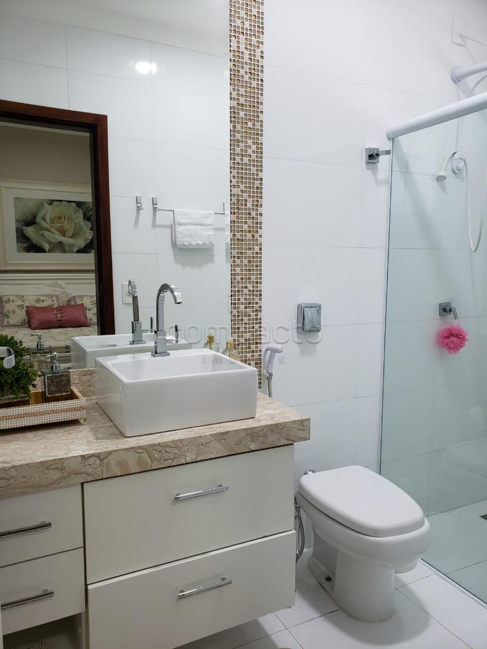 Comprar Casa / Padrão em São José do Rio Preto apenas R$ 740.000,00 - Foto 17 Comprar Casa / Padrão em São José do Rio Preto apenas R$ 740.000,00 - Foto 17