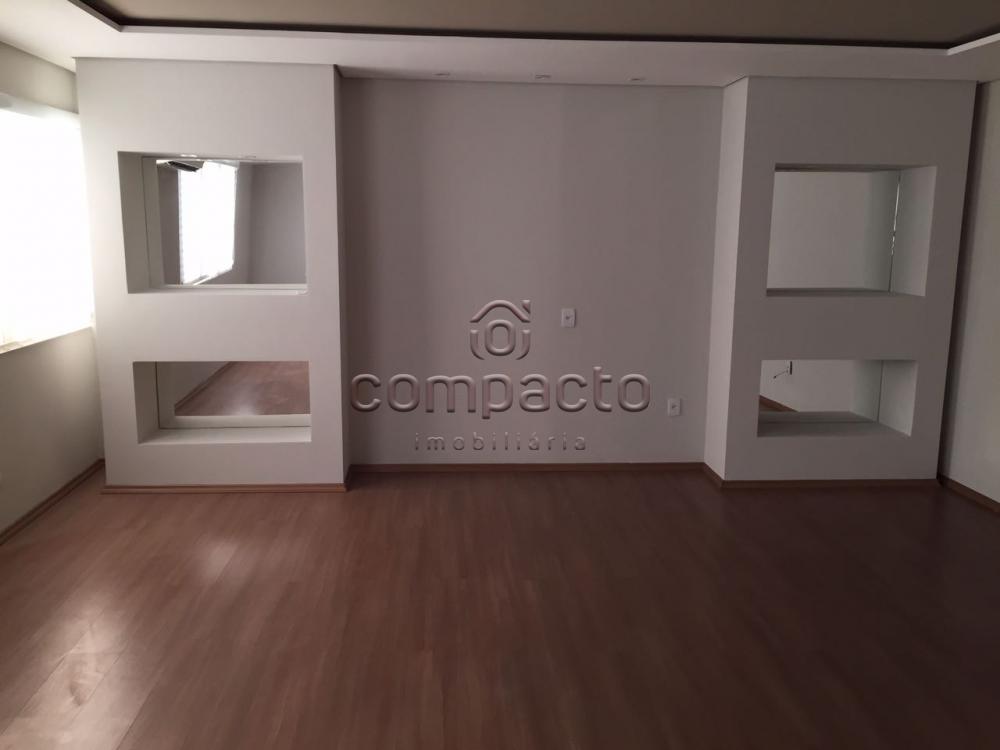 Alugar Comercial / Sala/Loja Condomínio em São José do Rio Preto R$ 1.650,00 - Foto 6