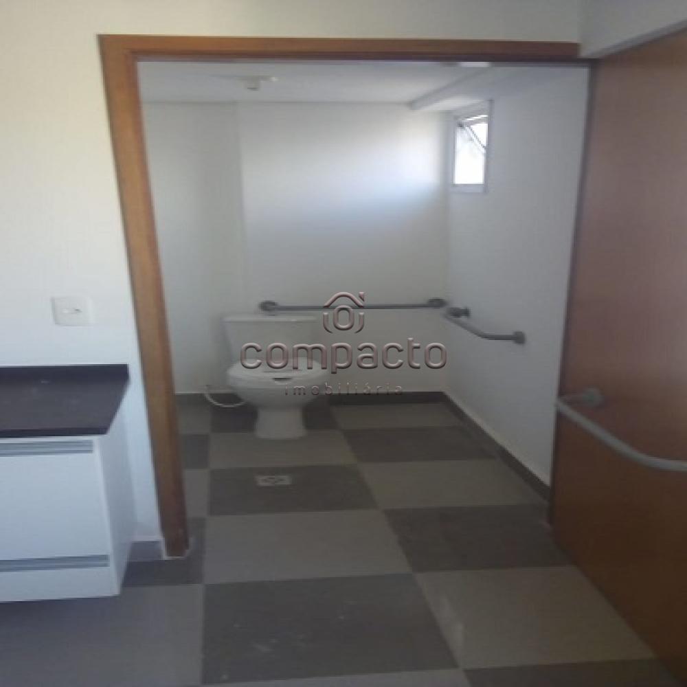 Alugar Comercial / Sala/Loja Condomínio em São José do Rio Preto R$ 1.150,00 - Foto 7