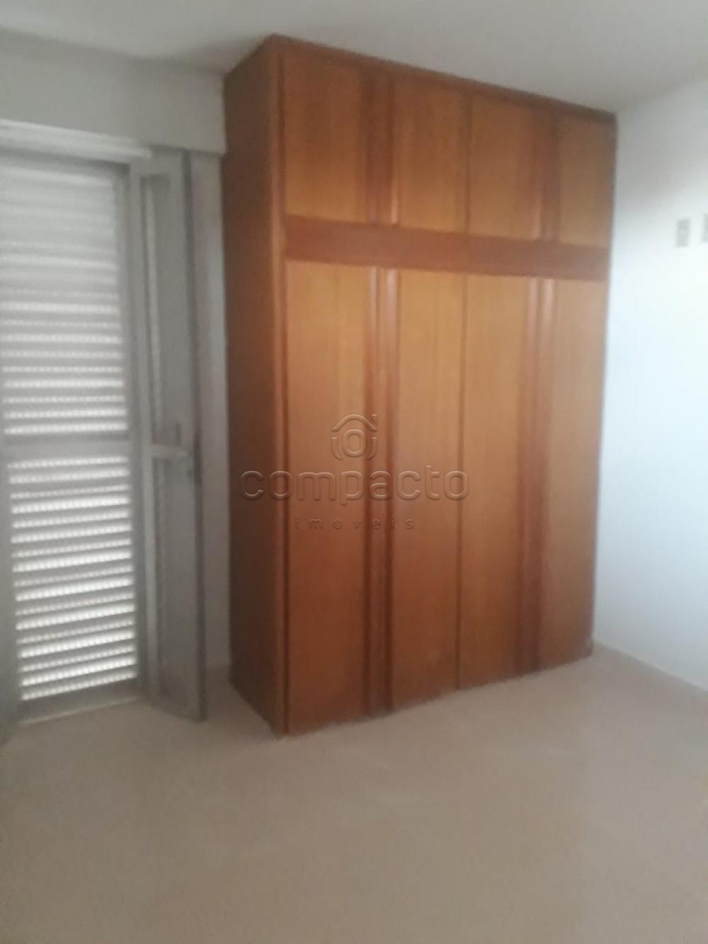 Alugar Apartamento / Padrão em São José do Rio Preto R$ 1.250,00 - Foto 10