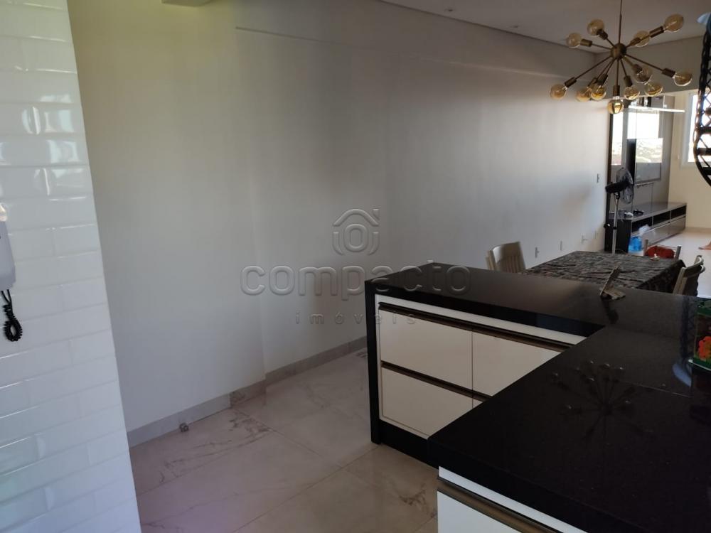 Comprar Apartamento / Cobertura em São José do Rio Preto R$ 860.000,00 - Foto 4
