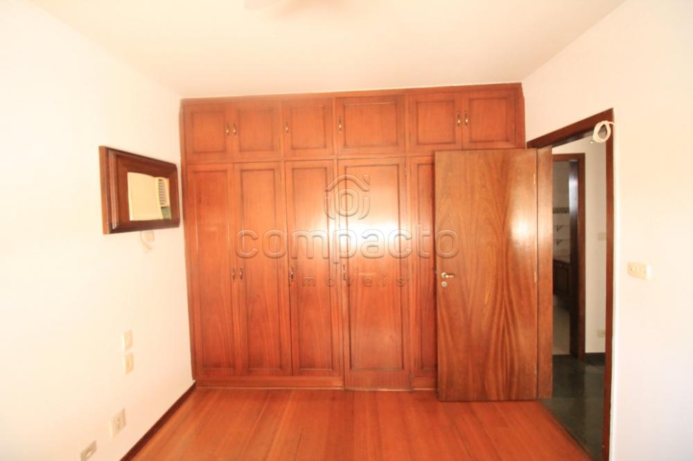Alugar Apartamento / Padrão em São José do Rio Preto R$ 1.320,00 - Foto 10