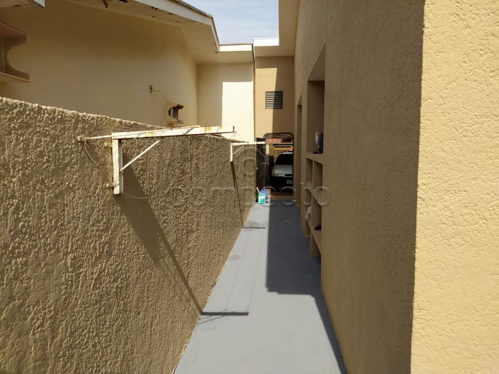 Comprar Casa / Padrão em São José do Rio Preto R$ 600.000,00 - Foto 17