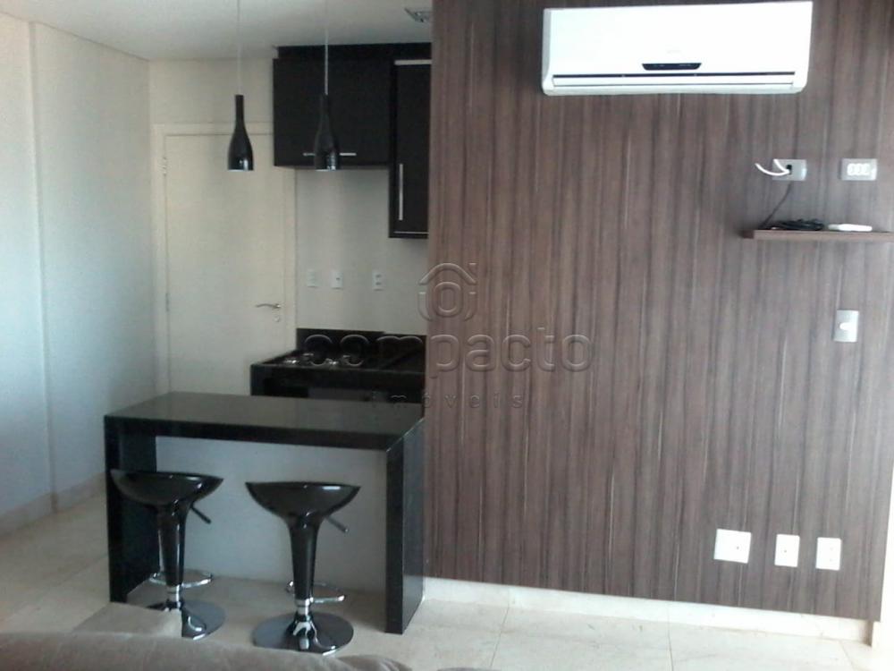 Alugar Apartamento / Padrão em São José do Rio Preto R$ 1.550,00 - Foto 4