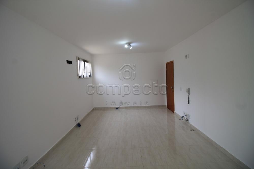 Alugar Comercial / Sala/Loja Condomínio em São José do Rio Preto R$ 1.500,00 - Foto 4