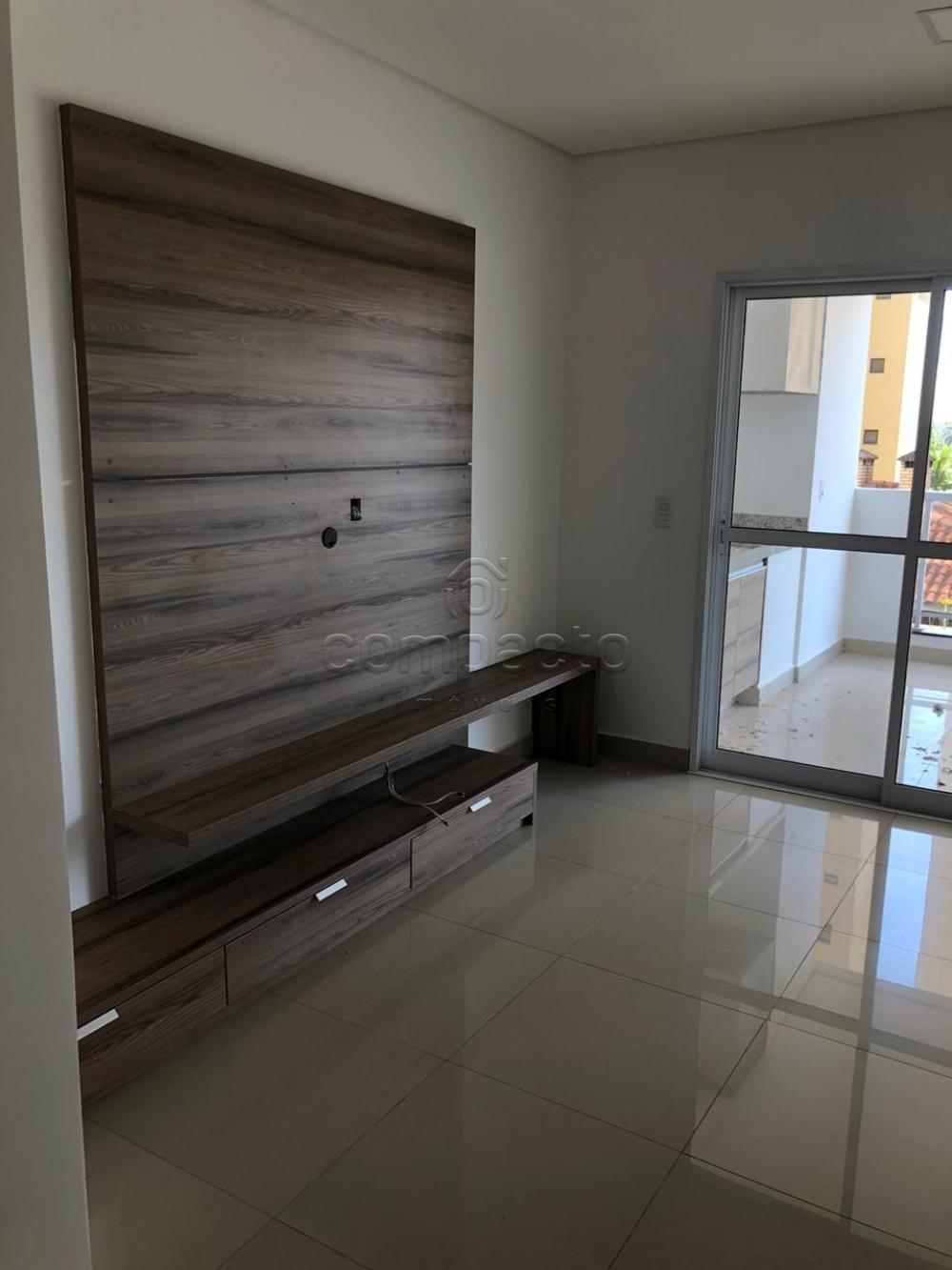 Alugar Apartamento / Padrão em São José do Rio Preto R$ 2.800,00 - Foto 2