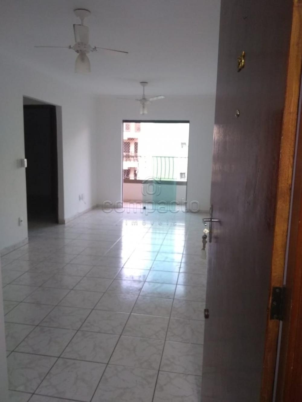 Comprar Apartamento / Padrão em São José do Rio Preto R$ 200.000,00 - Foto 1