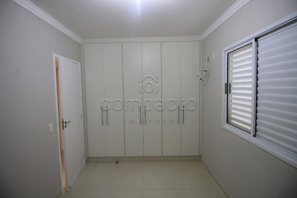 Alugar Apartamento / Padrão em São José do Rio Preto R$ 2.700,00 - Foto 11