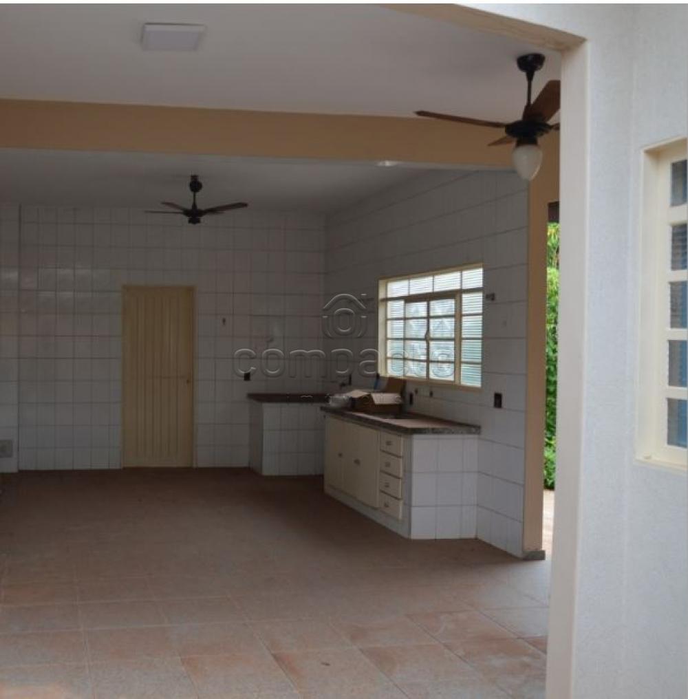 Alugar Casa / Padrão em São José do Rio Preto R$ 3.400,00 - Foto 14