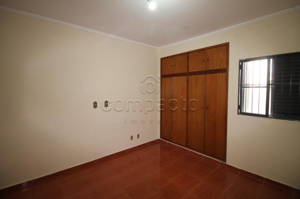 Alugar Apartamento / Padrão em São José do Rio Preto R$ 1.400,00 - Foto 11