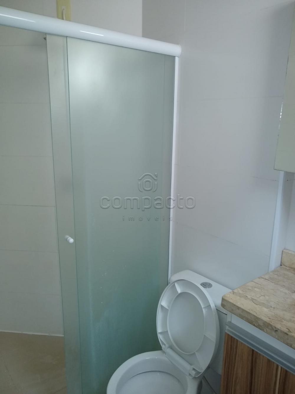 Alugar Apartamento / Padrão em São José do Rio Preto R$ 2.350,00 - Foto 11