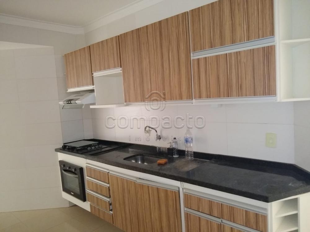 Alugar Apartamento / Padrão em São José do Rio Preto R$ 2.350,00 - Foto 13