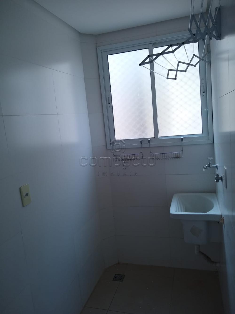 Alugar Apartamento / Padrão em São José do Rio Preto R$ 2.350,00 - Foto 14