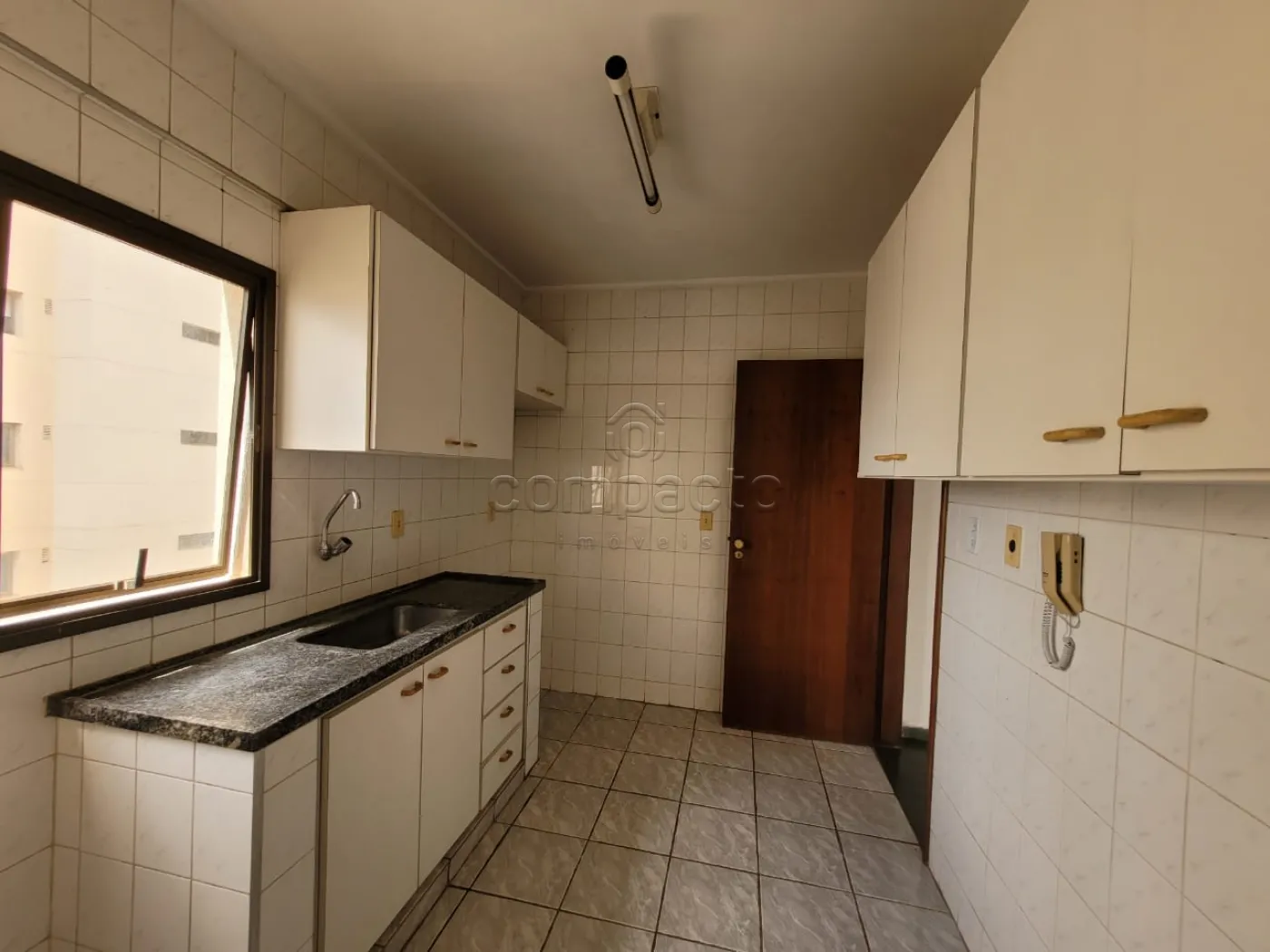 Alugar Apartamento / Padrão em São José do Rio Preto R$ 1.000,00 - Foto 2