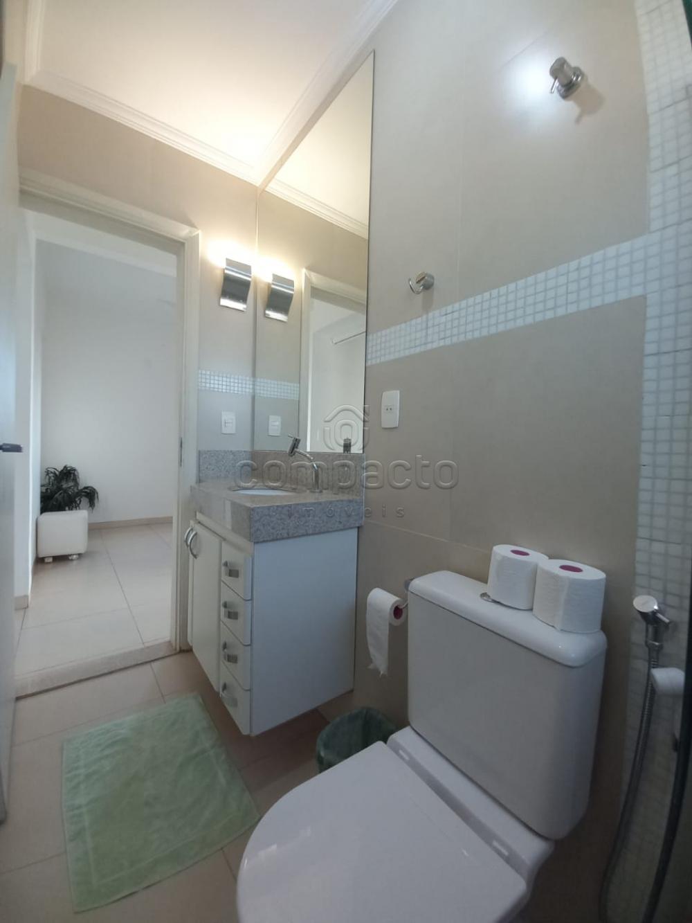 Alugar Apartamento / Padrão em São José do Rio Preto R$ 2.000,00 - Foto 17