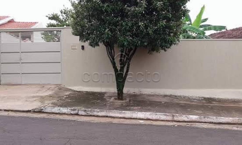 Comprar Casa / Padrão em Guapiaçu R$ 300.000,00 - Foto 1