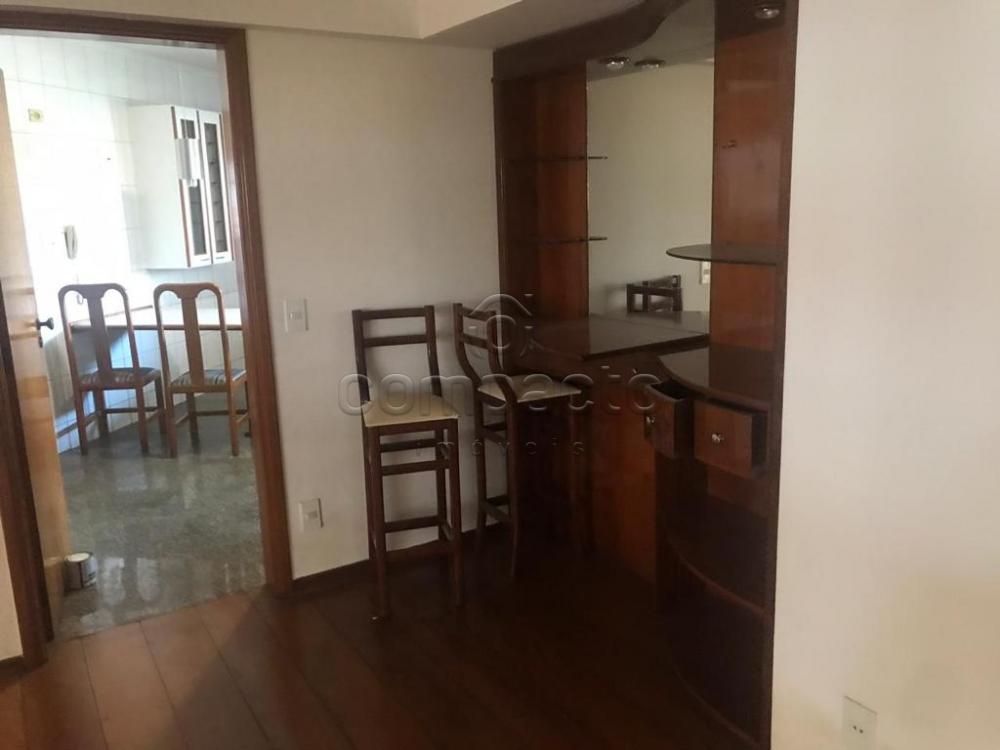 Alugar Apartamento / Padrão em São José do Rio Preto R$ 1.550,00 - Foto 8