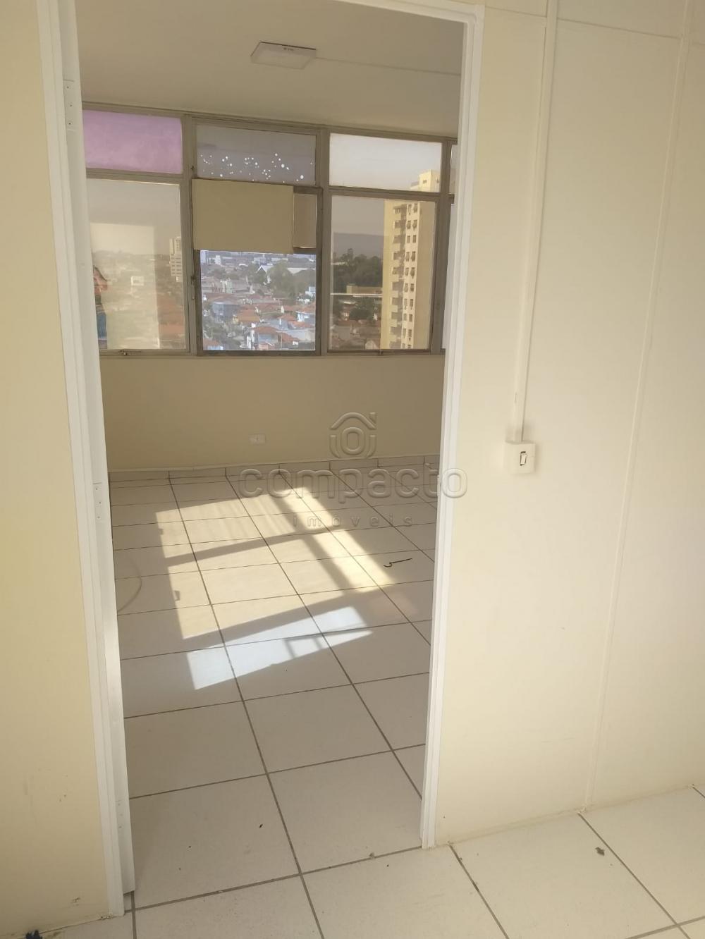 Alugar Comercial / Sala/Loja Condomínio em São José do Rio Preto R$ 500,00 - Foto 1