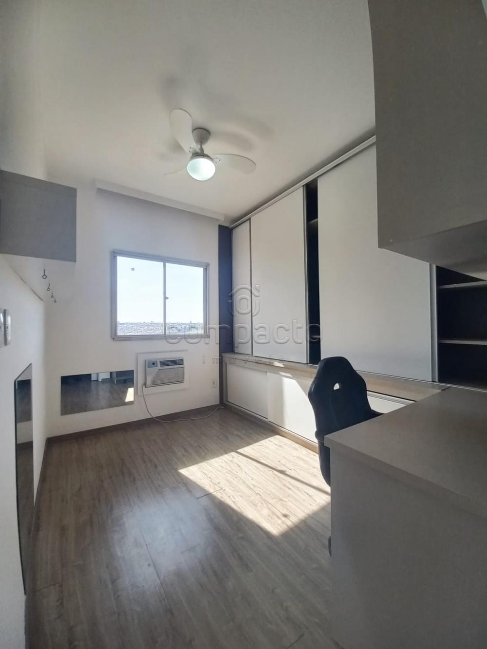 Alugar Apartamento / Padrão em São José do Rio Preto R$ 1.390,00 - Foto 14