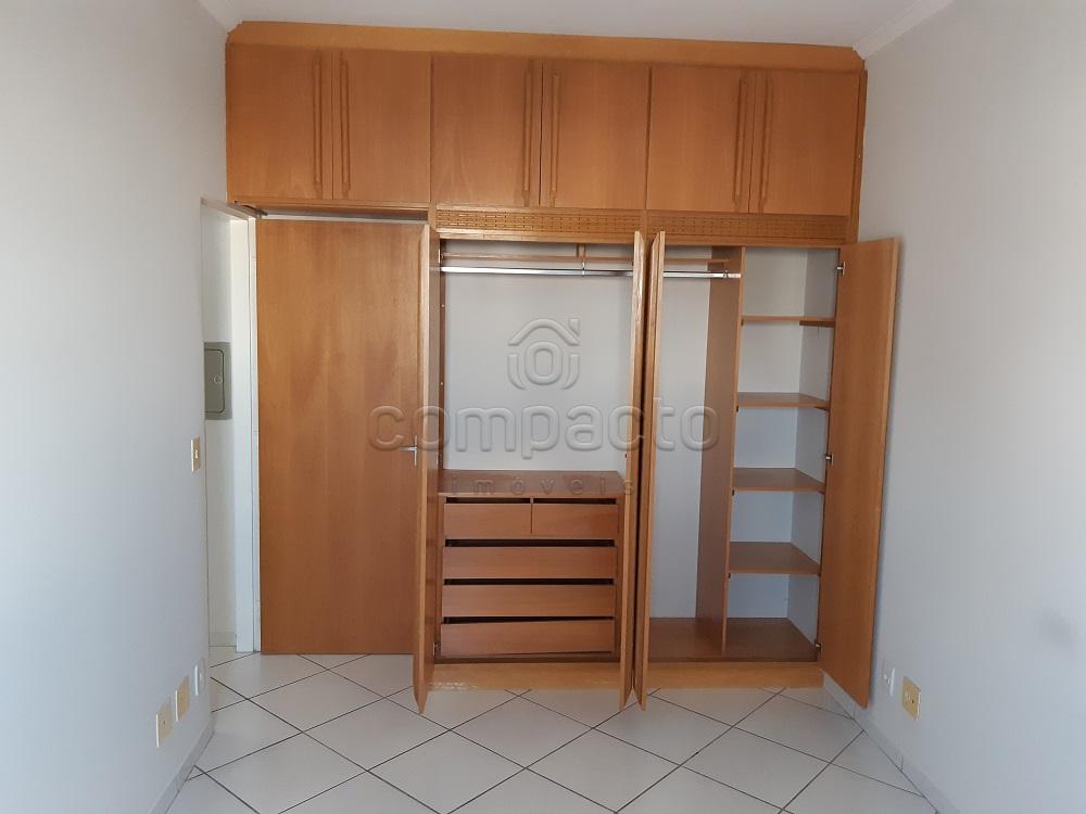 Alugar Apartamento / Padrão em São José do Rio Preto R$ 780,00 - Foto 5