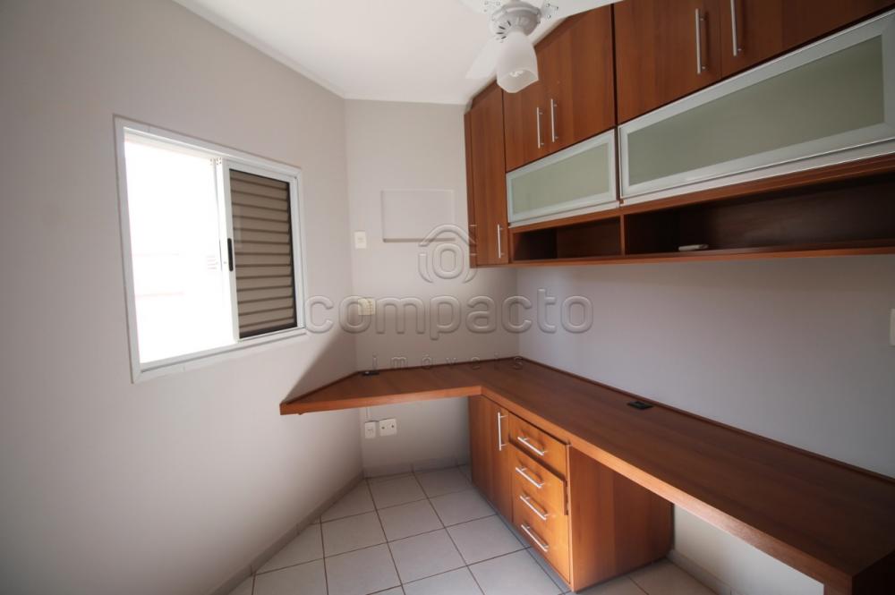 Alugar Apartamento / Padrão em São José do Rio Preto R$ 1.500,00 - Foto 16