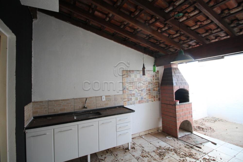 Alugar Casa / Condomínio em São José do Rio Preto R$ 950,00 - Foto 6