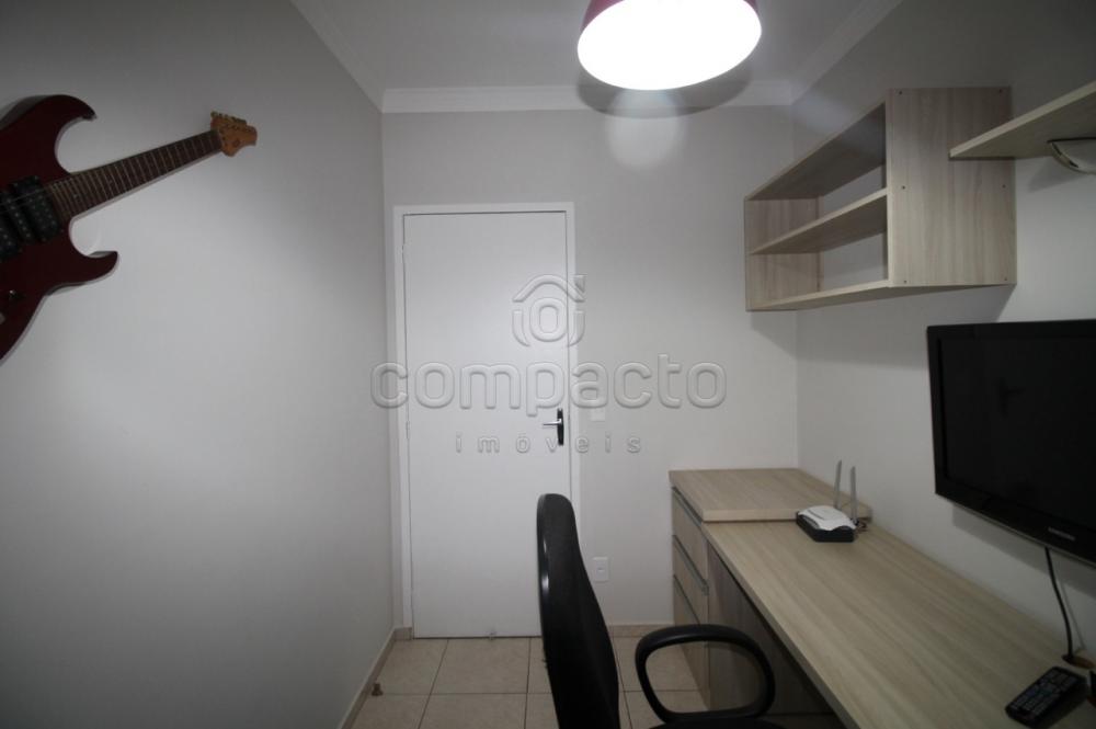 Alugar Apartamento / Padrão em São José do Rio Preto R$ 2.100,00 - Foto 8