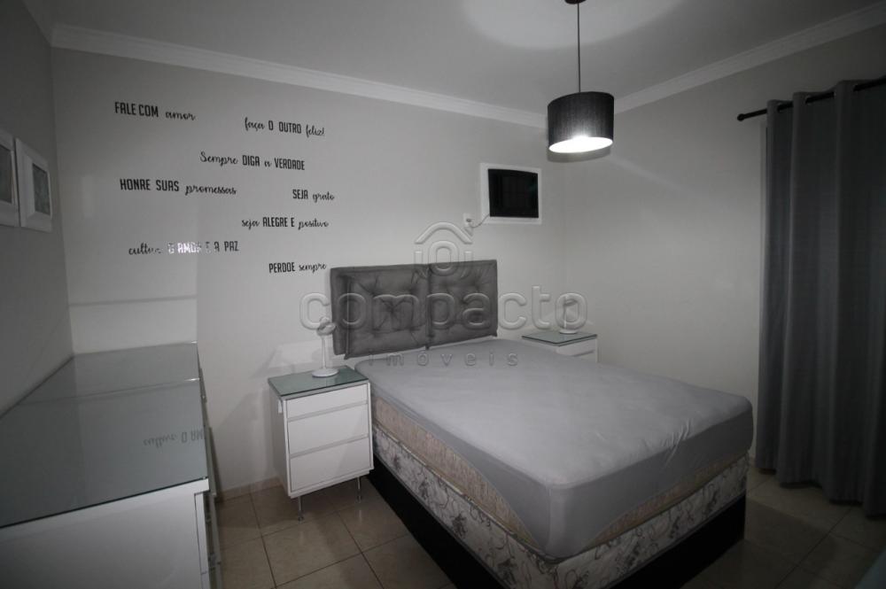 Alugar Apartamento / Padrão em São José do Rio Preto R$ 2.100,00 - Foto 10
