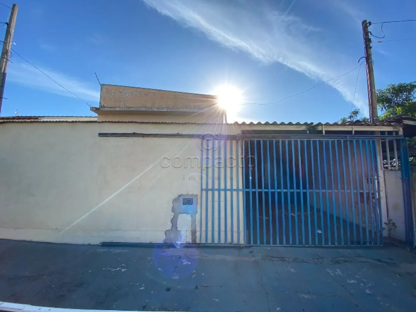 Alugar Comercial / Salão em São José do Rio Preto R$ 1.100,00 - Foto 1