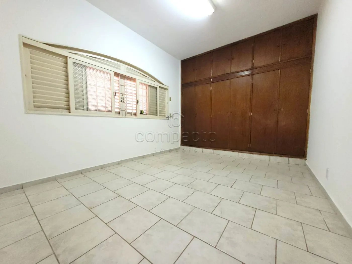 Alugar Casa / Padrão em São José do Rio Preto R$ 3.000,00 - Foto 13