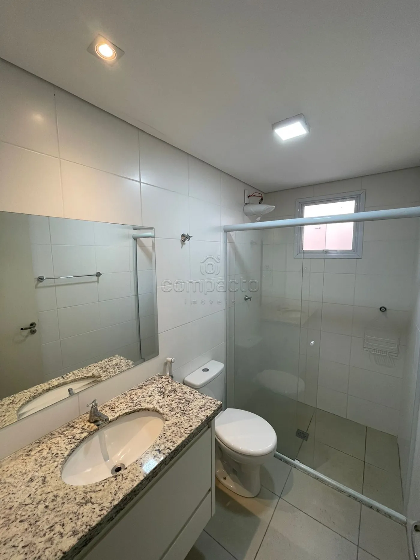 Alugar Apartamento / Padrão em São José do Rio Preto R$ 1.700,00 - Foto 8
