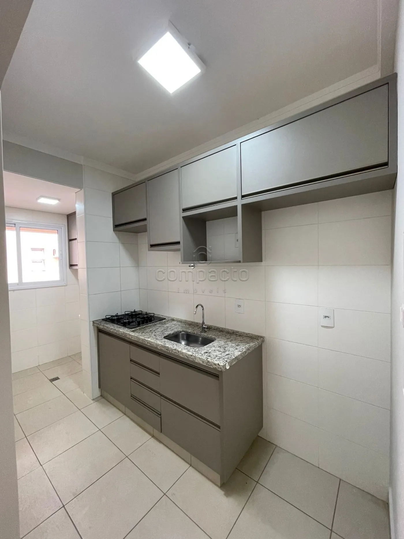 Alugar Apartamento / Padrão em São José do Rio Preto R$ 1.700,00 - Foto 9