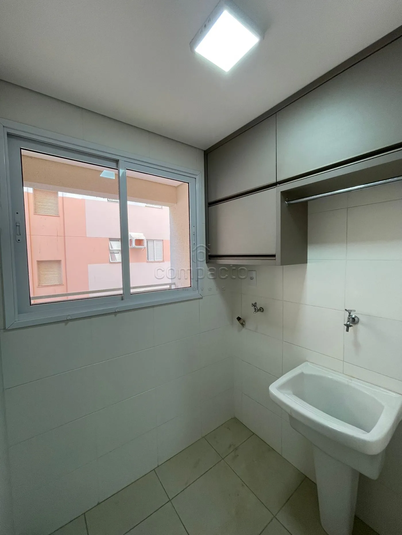 Alugar Apartamento / Padrão em São José do Rio Preto R$ 1.700,00 - Foto 10
