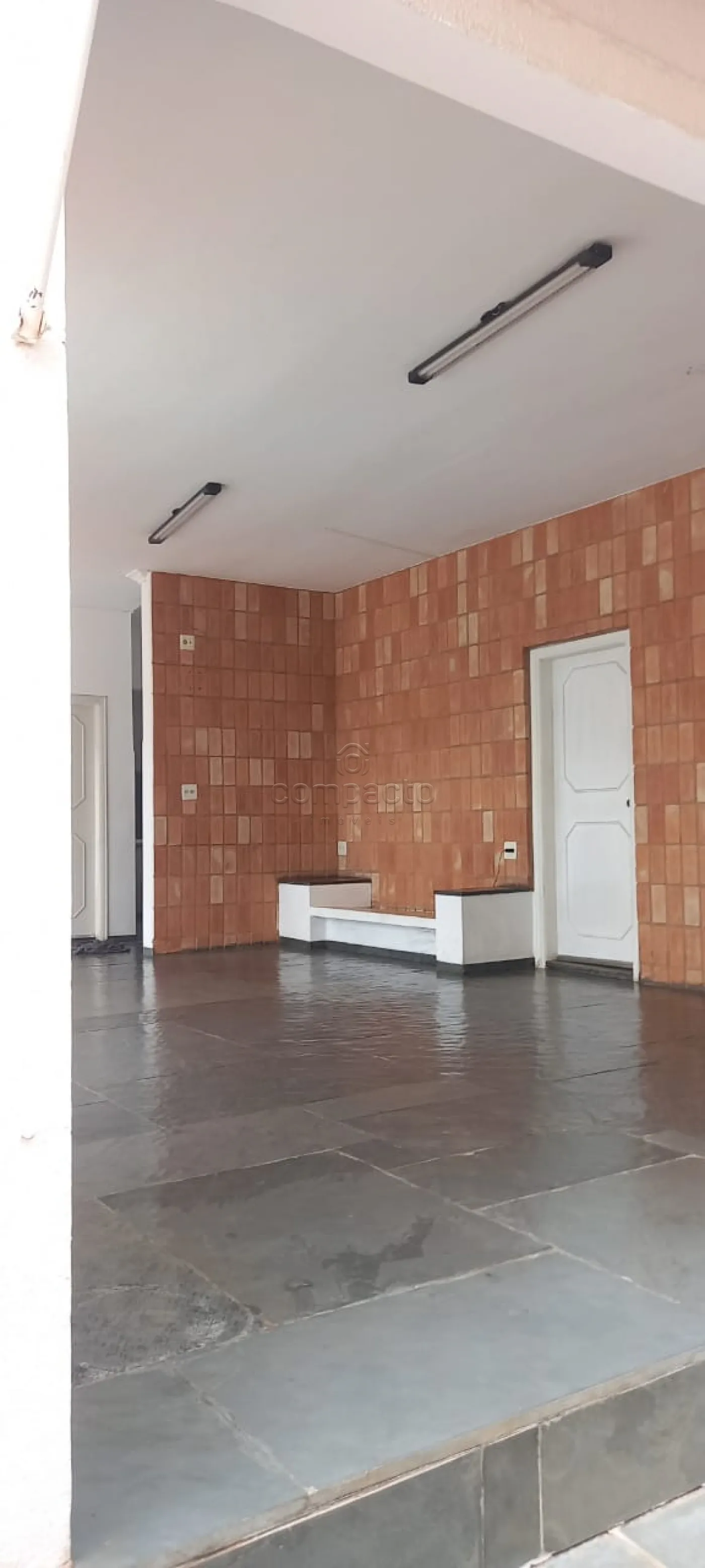 Alugar Casa / Padrão em São José do Rio Preto R$ 3.500,00 - Foto 4