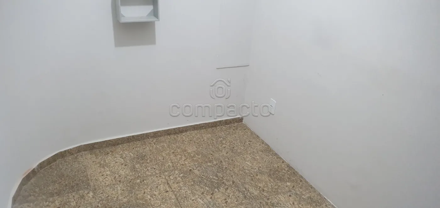 Alugar Comercial / Casa em São José do Rio Preto R$ 5.200,00 - Foto 7