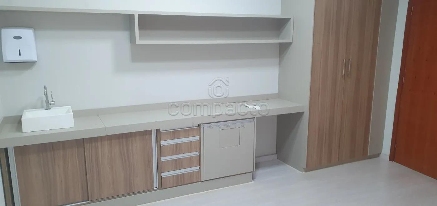 Alugar Comercial / Casa em São José do Rio Preto R$ 5.200,00 - Foto 9