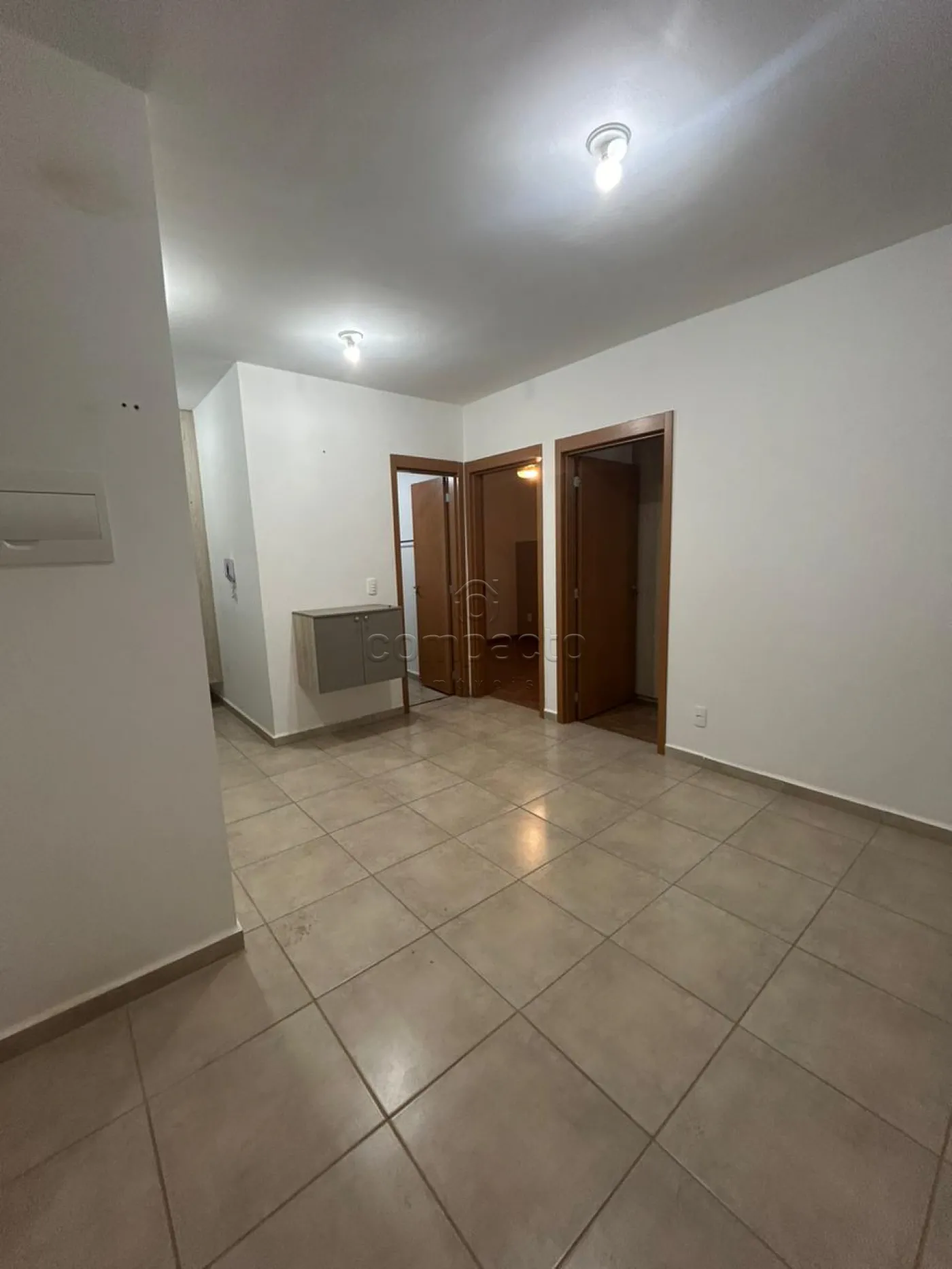 Alugar Apartamento / Padrão em São José do Rio Preto R$ 1.450,00 - Foto 1