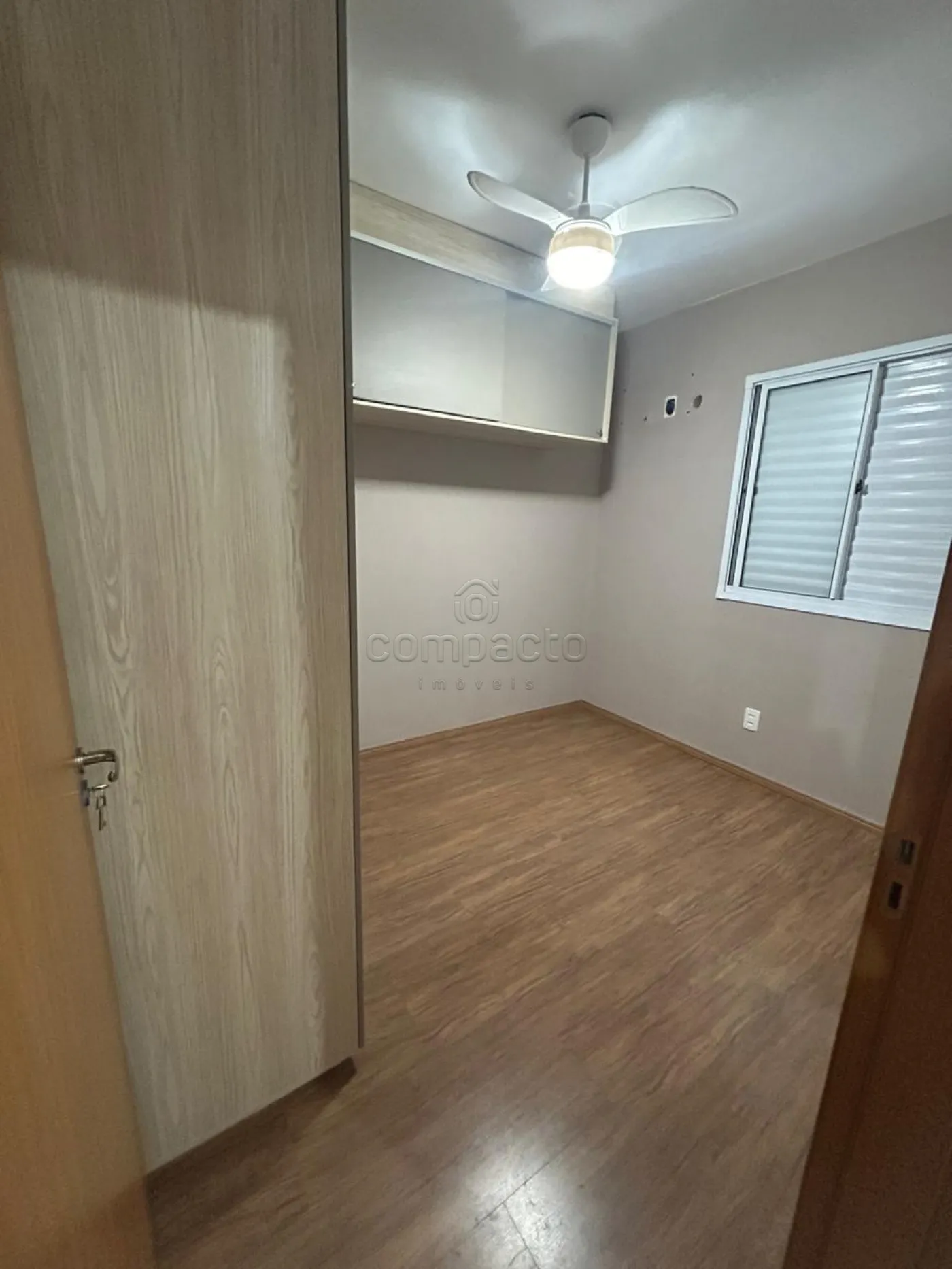 Alugar Apartamento / Padrão em São José do Rio Preto R$ 1.450,00 - Foto 5