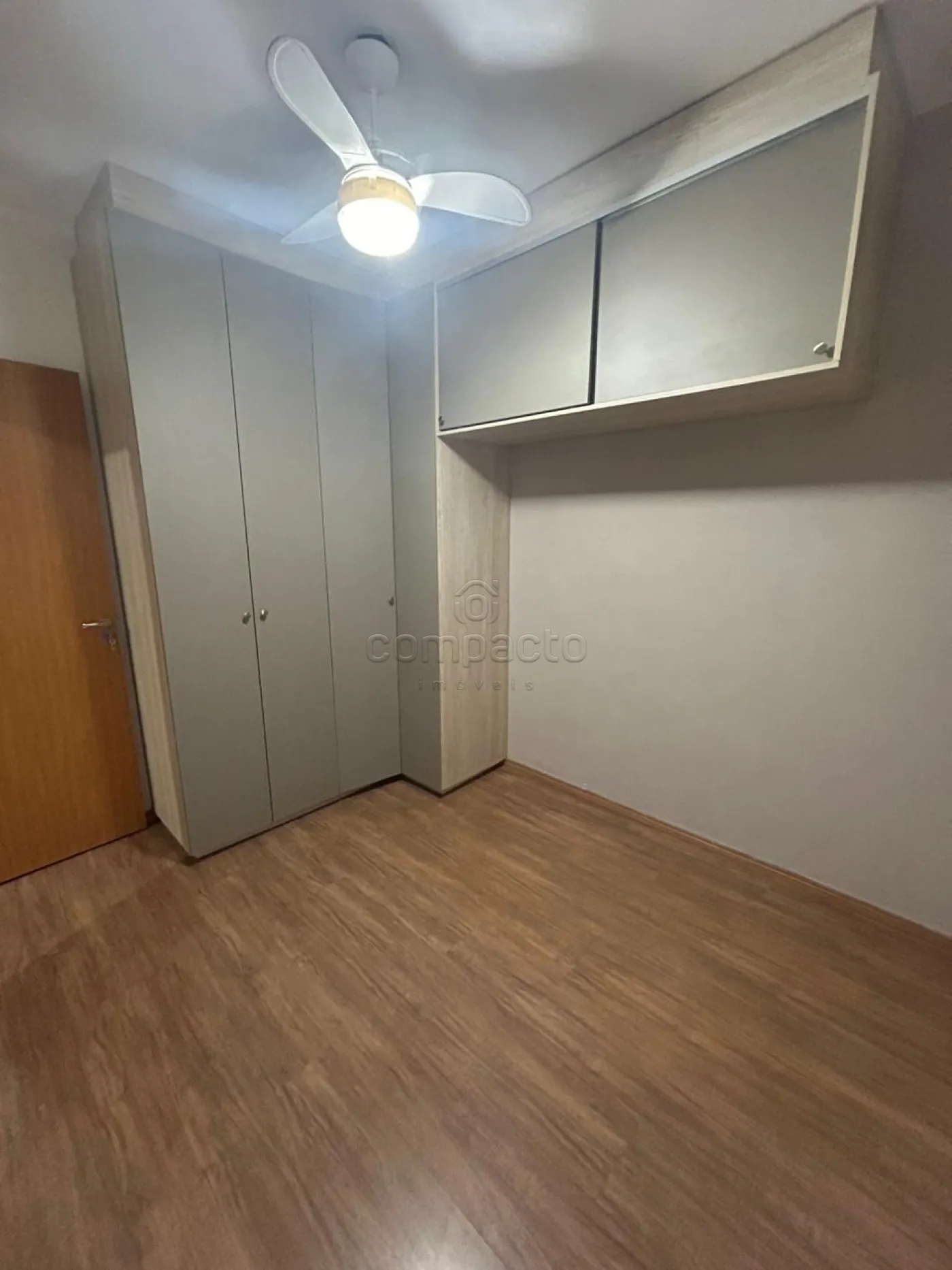 Alugar Apartamento / Padrão em São José do Rio Preto R$ 1.450,00 - Foto 6
