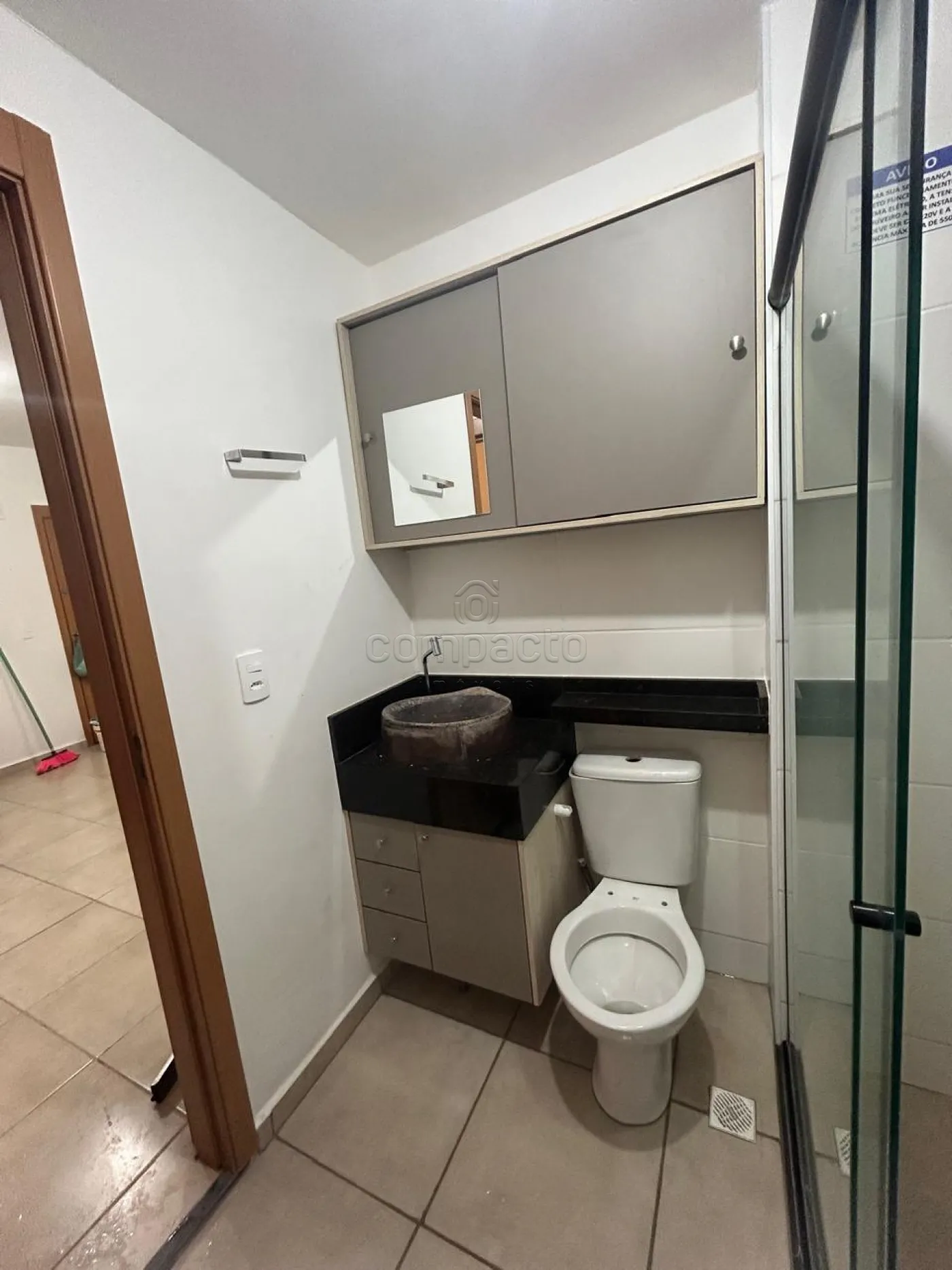 Alugar Apartamento / Padrão em São José do Rio Preto R$ 1.450,00 - Foto 8