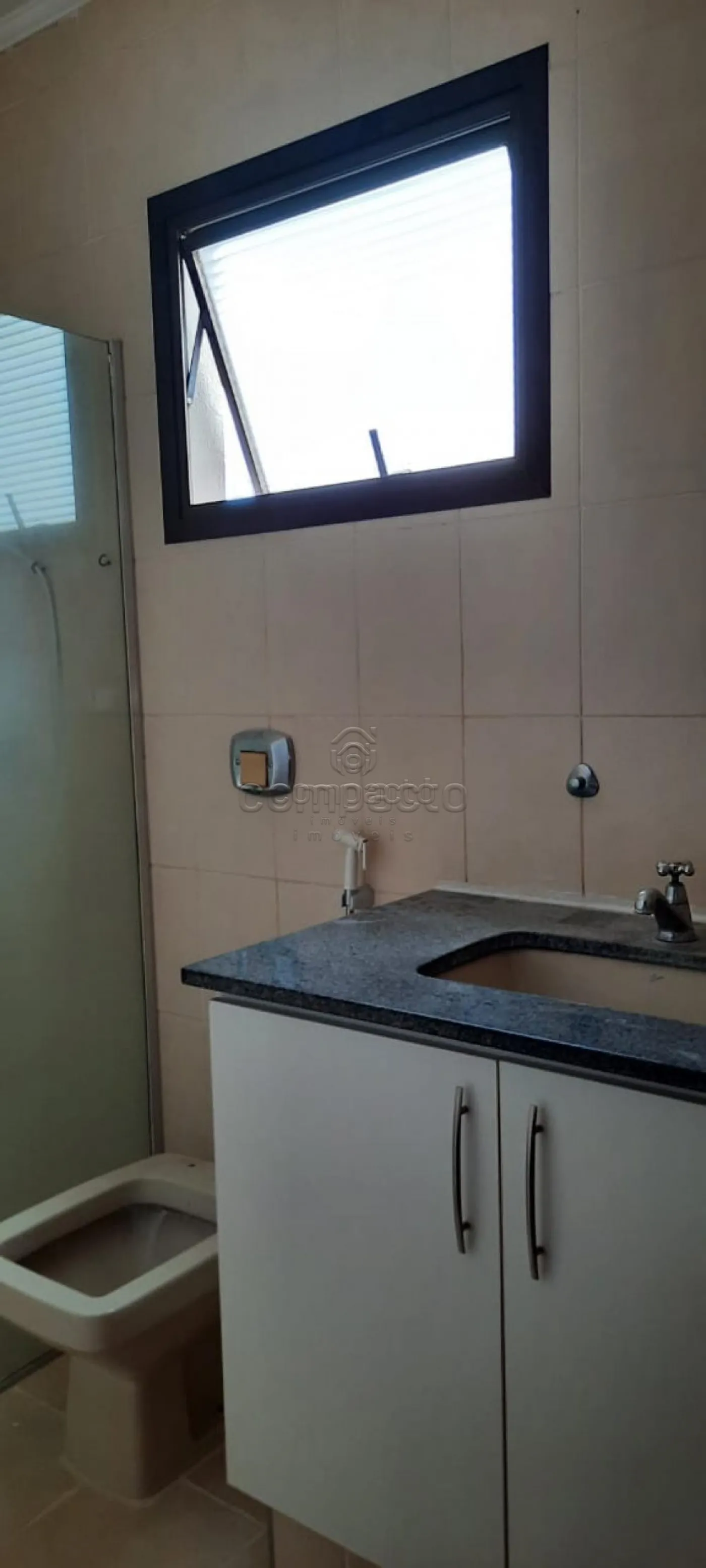Alugar Apartamento / Padrão em São José do Rio Preto R$ 2.200,00 - Foto 18