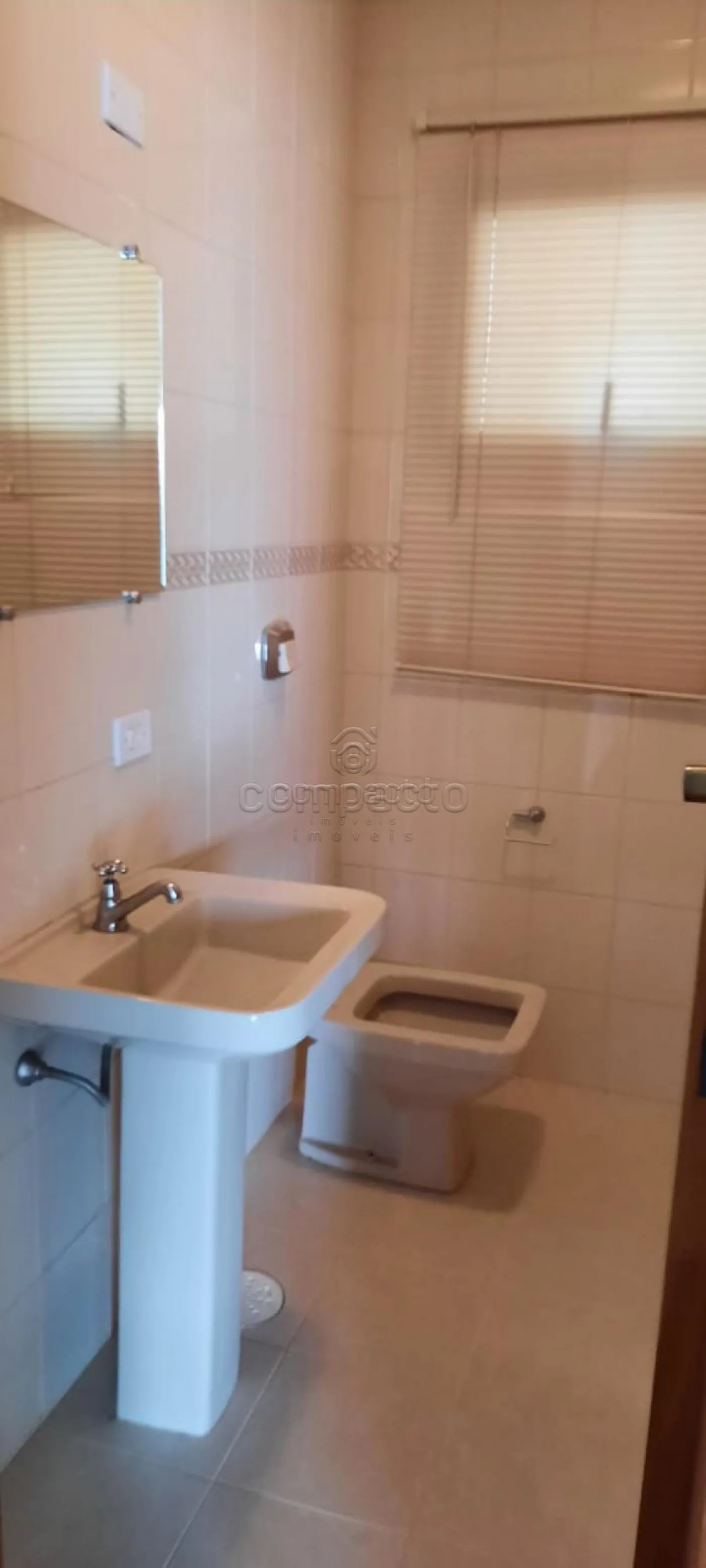 Alugar Apartamento / Padrão em São José do Rio Preto R$ 2.200,00 - Foto 11