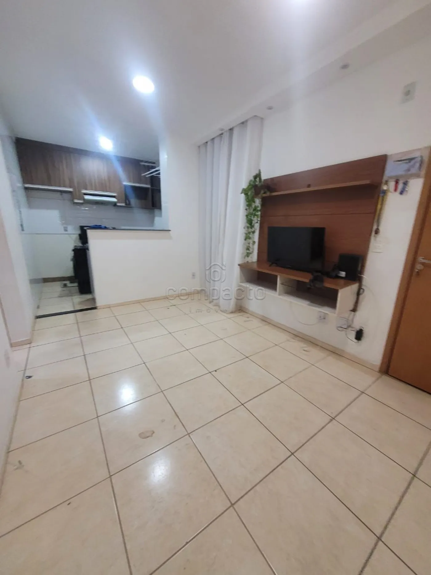 Alugar Apartamento / Padrão em São José do Rio Preto R$ 1.200,00 - Foto 2