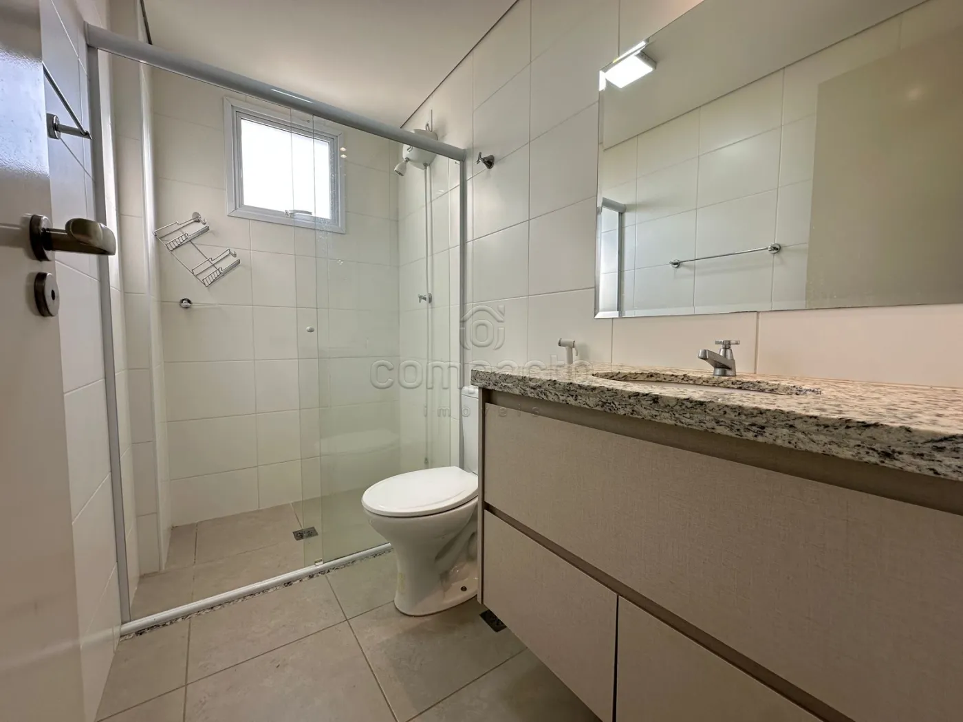 Alugar Apartamento / Padrão em São José do Rio Preto R$ 1.800,00 - Foto 5