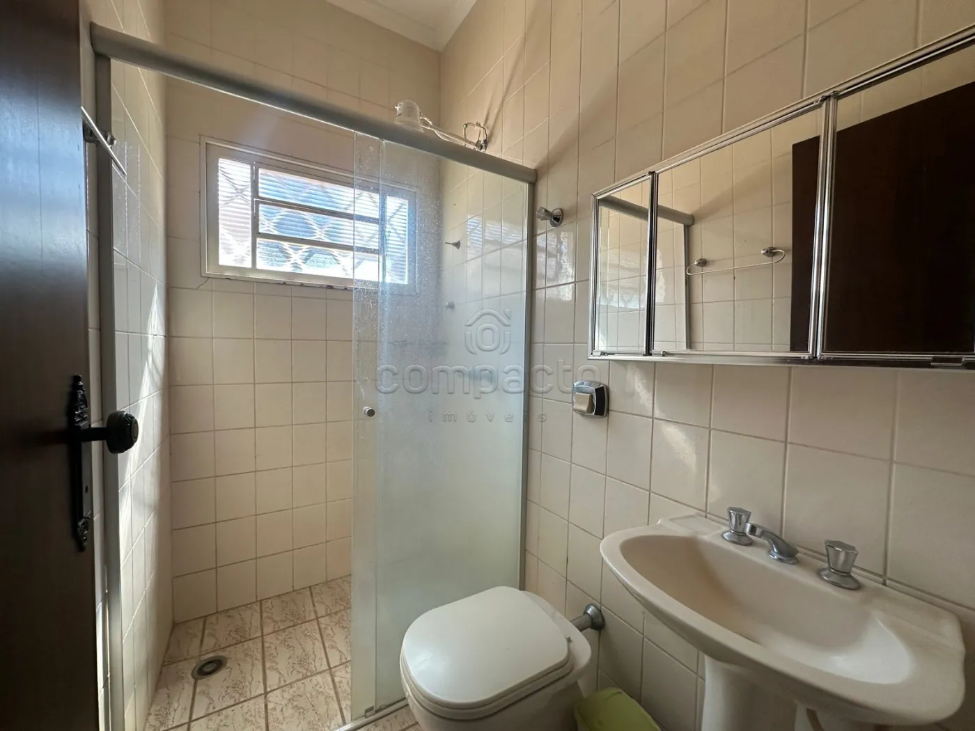 Alugar Casa / Padrão em São José do Rio Preto R$ 4.500,00 - Foto 14