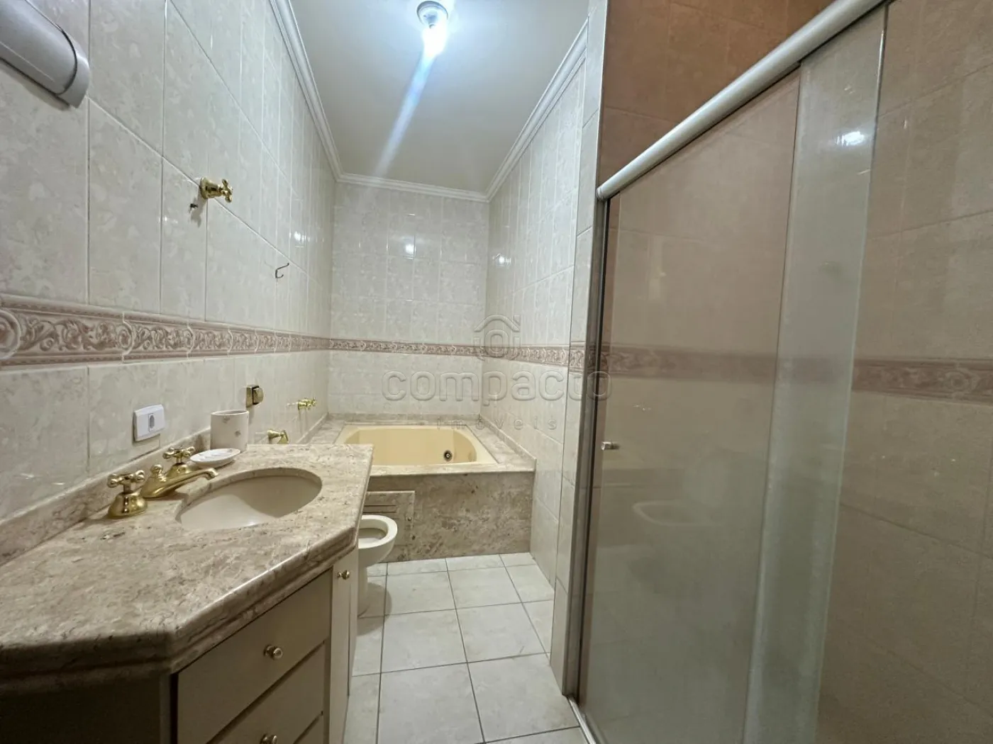 Alugar Casa / Padrão em São José do Rio Preto R$ 4.500,00 - Foto 16